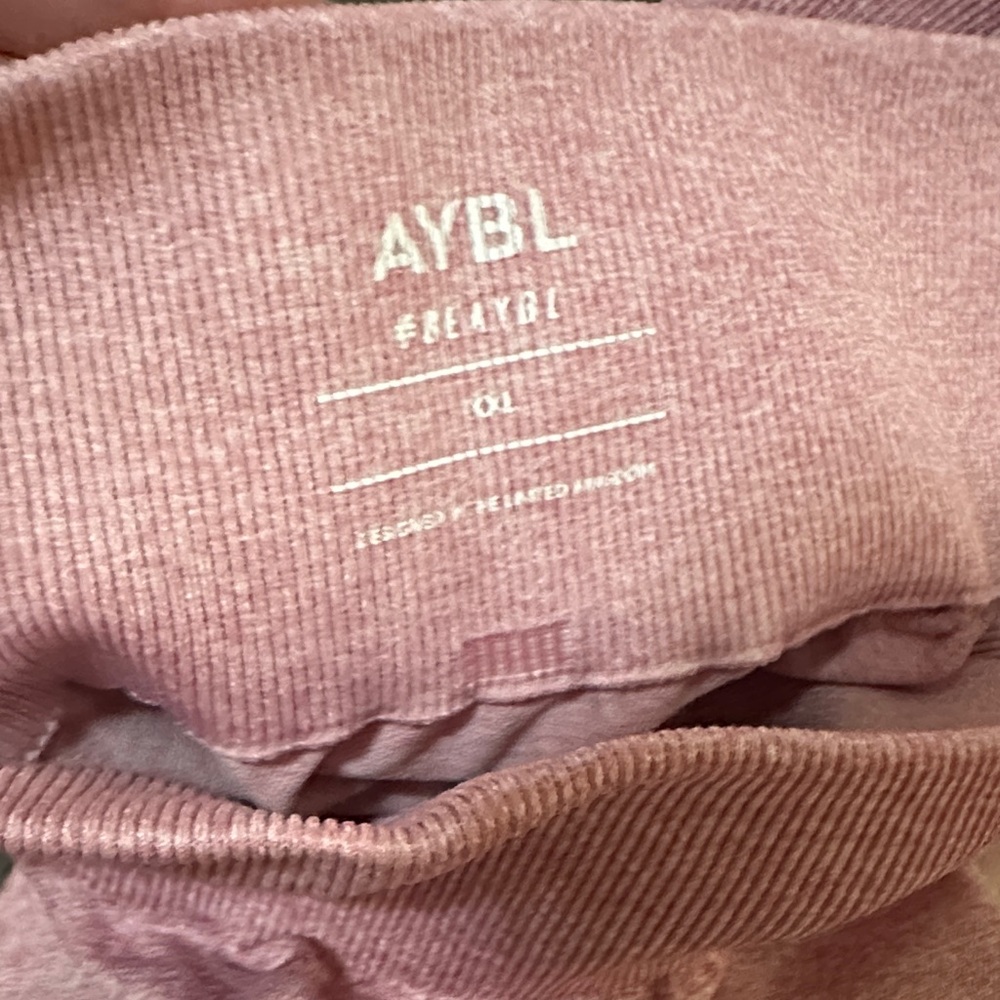 AYBL Pink Ombré workout set - Picture 2 of 6